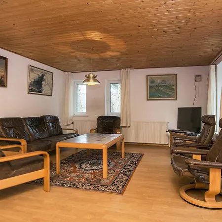 Semesterbostad 6 Person In R M Bolilmark